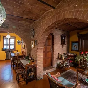  Holiday home Casa Lazzaro Al Centro Di Italy
