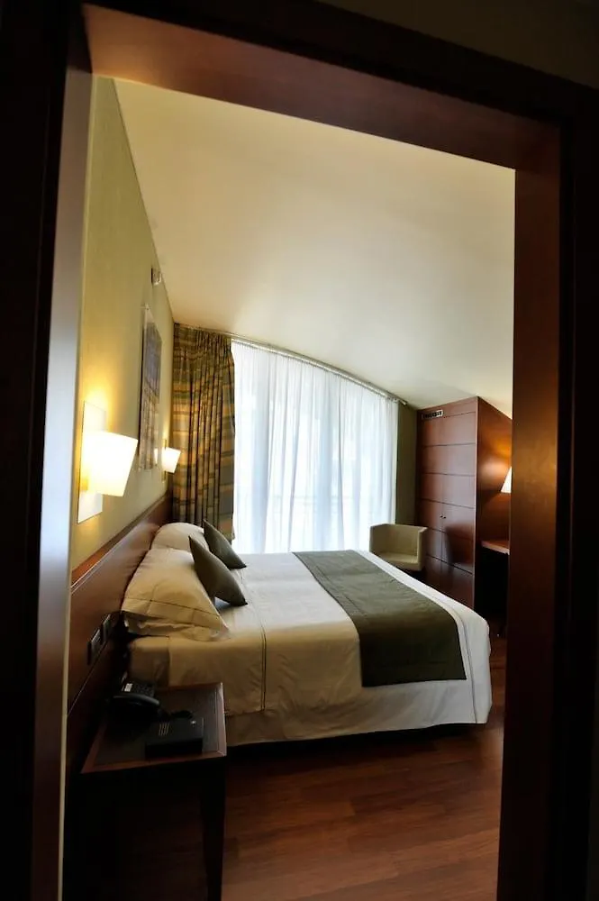 Hotel Rossini Al Teatro Imperia